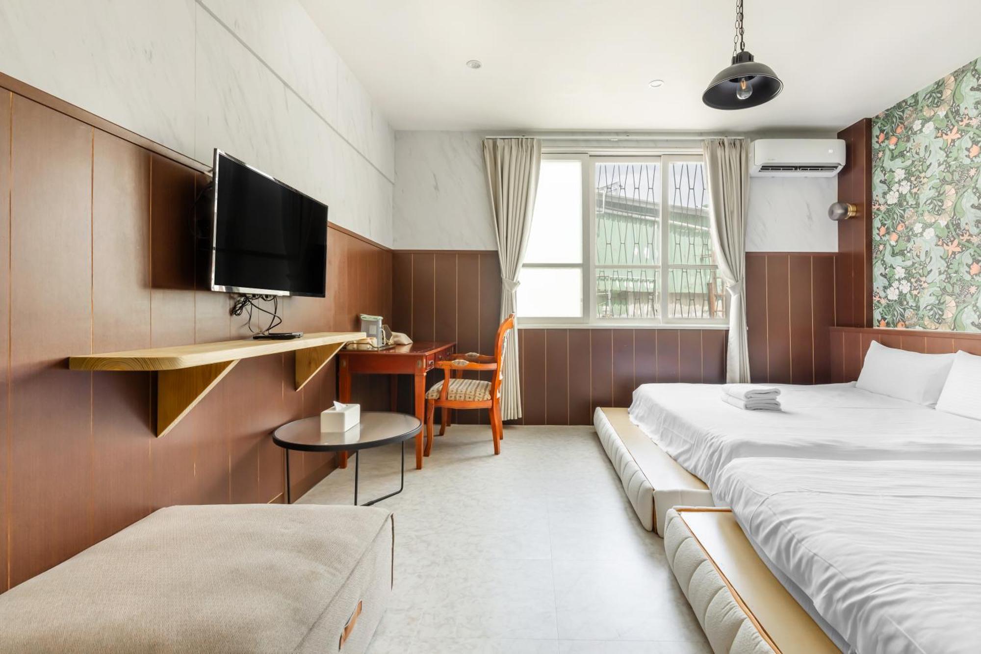 32小巷弄 Hotel Tainan Luaran gambar