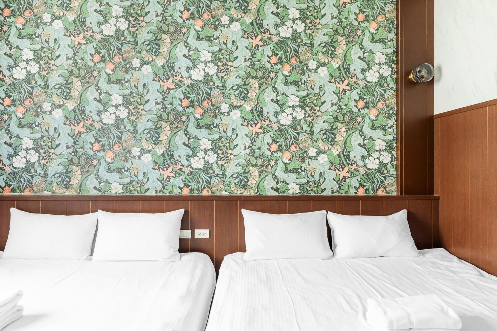 32小巷弄 Hotel Tainan Luaran gambar