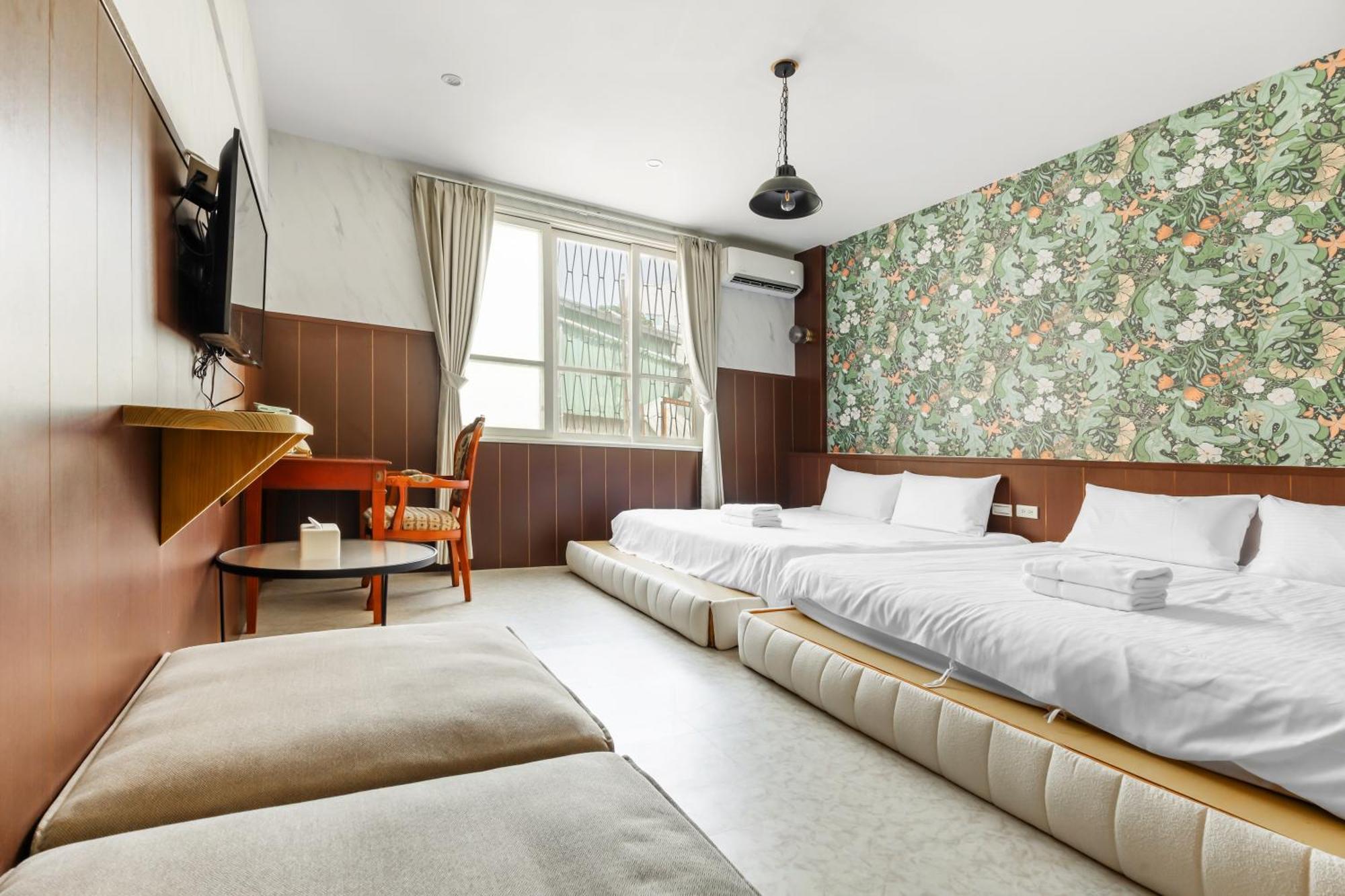 32小巷弄 Hotel Tainan Luaran gambar