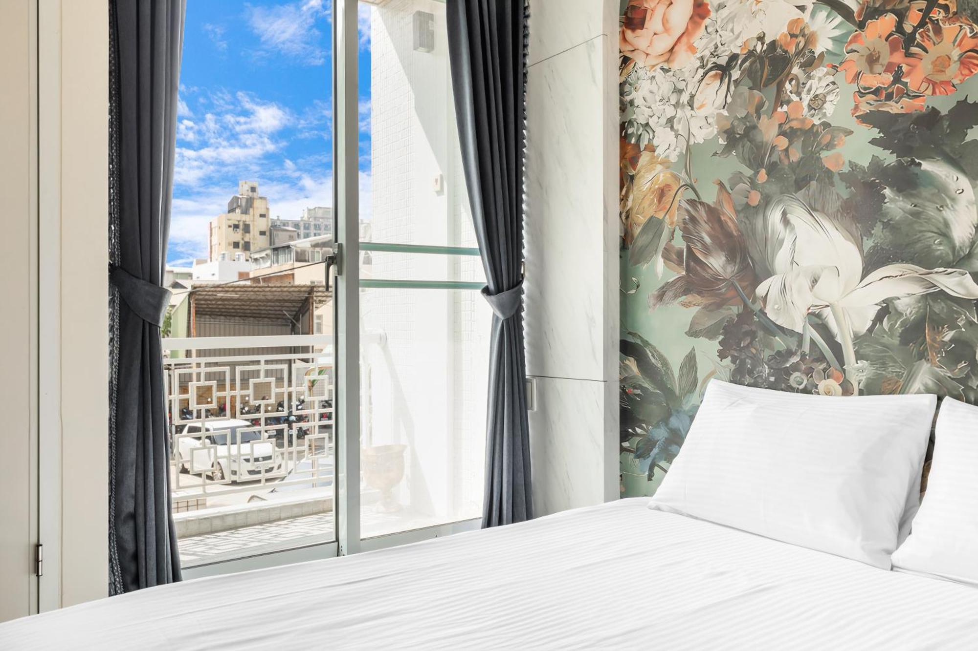 32小巷弄 Hotel Tainan Luaran gambar