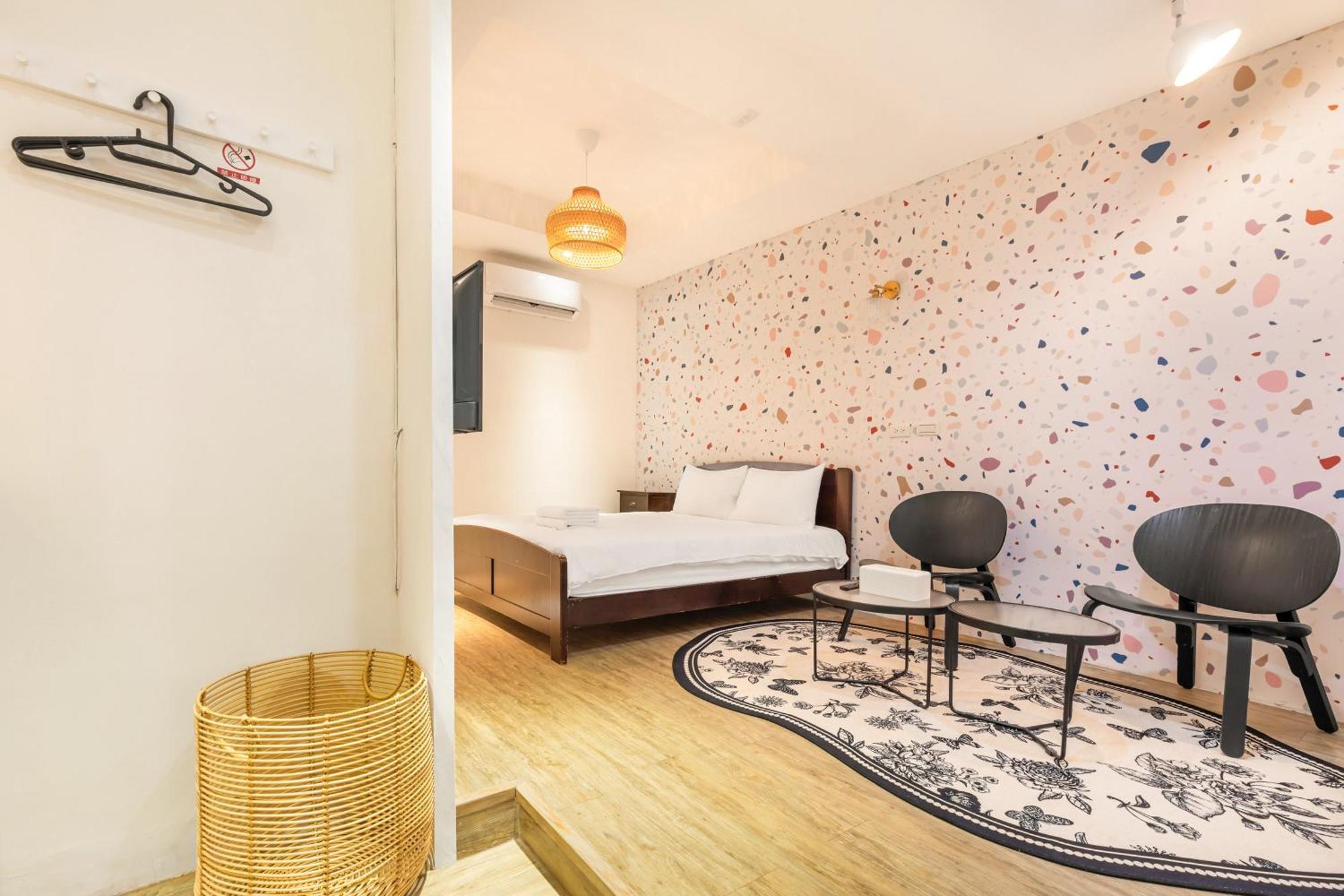 32小巷弄 Hotel Tainan Luaran gambar